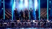 TT au Royal Variety Performance at Londres 09-12-2010 - Page 2 4f6bbc111762573