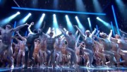 TT au Royal Variety Performance at Londres 09-12-2010 - Page 2 9d9063111763015