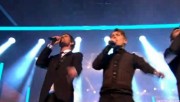 TT au Royal Variety Performance at Londres 09-12-2010 - Page 2 9d9318111895974