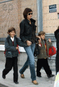 1f148a55366799.gif
