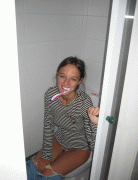 7a949257576910.gif