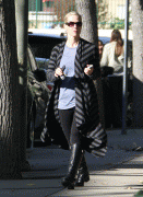 Jennie Garth in legging
