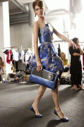8214e059855118.gif
