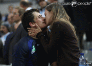 7f454b62807191.gif