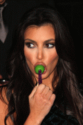 Kim Kardashian (Ким Кардашьян) - Страница 11 439a6e64570190