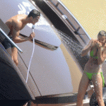 d1e5ae82002722.gif